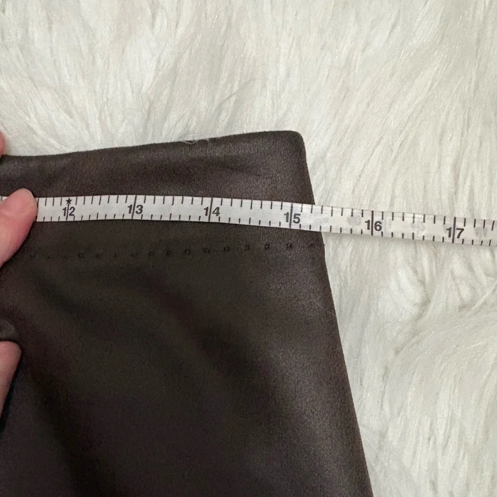 Max Studio Old Money Faux Leather Brown Skirt - Picture 4 of 5
